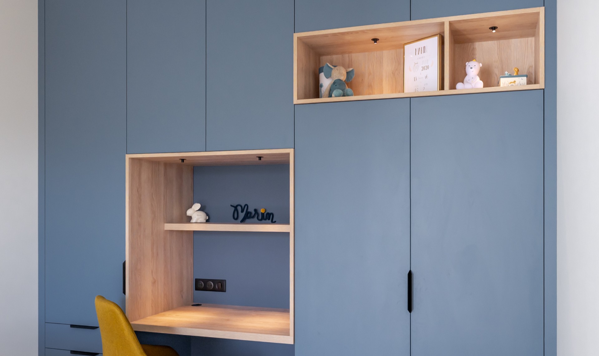 Nous avons tous besoin de rangements dans notre intérieur, pourtant il n'est pas toujours simple d'optimiser l'espace !